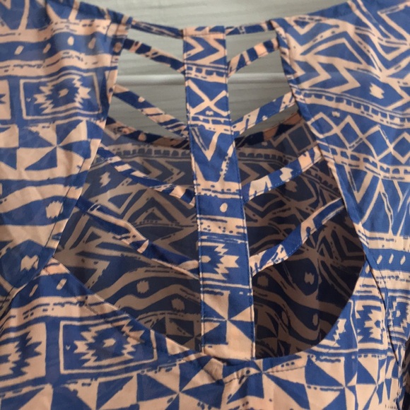 3 for $25 Blu pepper hi lo long sleeve boho style - Picture 5 of 8